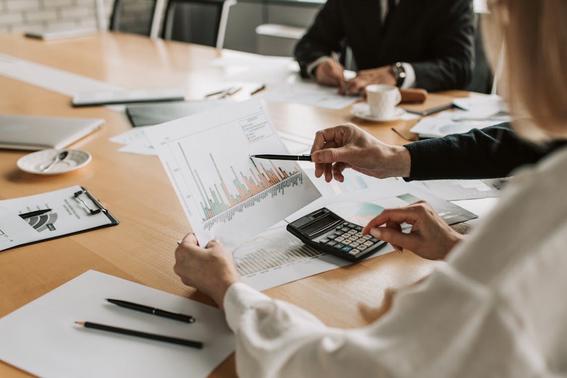 Investocracy — Financial News & Market Insights